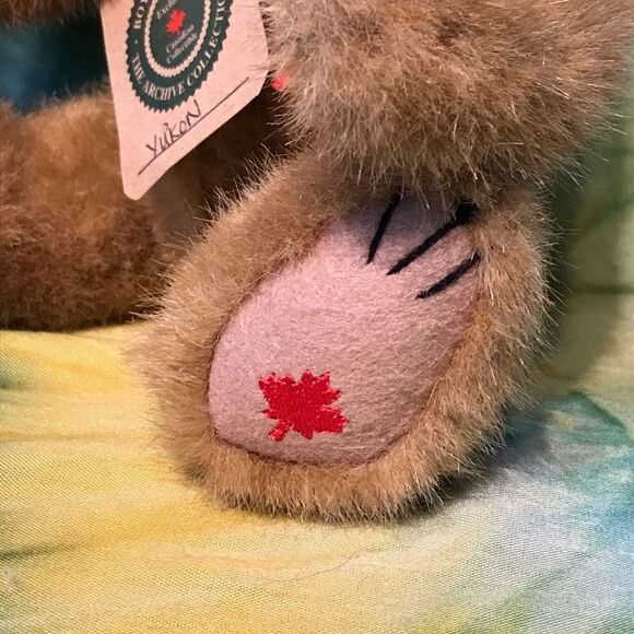 Vintage Boyd’s Bear Yukon Canadian Jointed Collector Teddy Bear - Picture 9 of 13